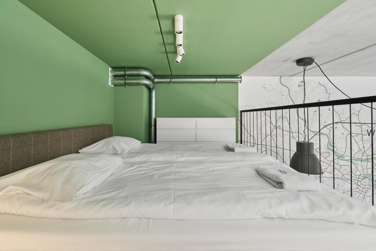 Mezzanine Studio Apartments Zarembowicza Wroclaw Airport By Renters מראה חיצוני תמונה