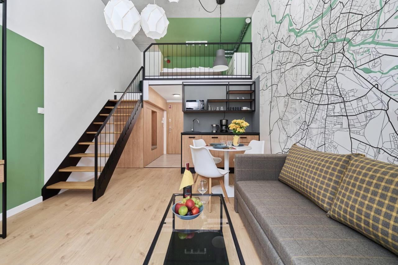 Mezzanine Studio Apartments Zarembowicza Wroclaw Airport By Renters מראה חיצוני תמונה