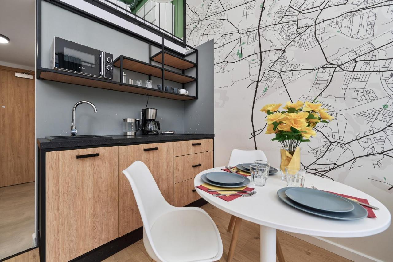 Mezzanine Studio Apartments Zarembowicza Wroclaw Airport By Renters מראה חיצוני תמונה