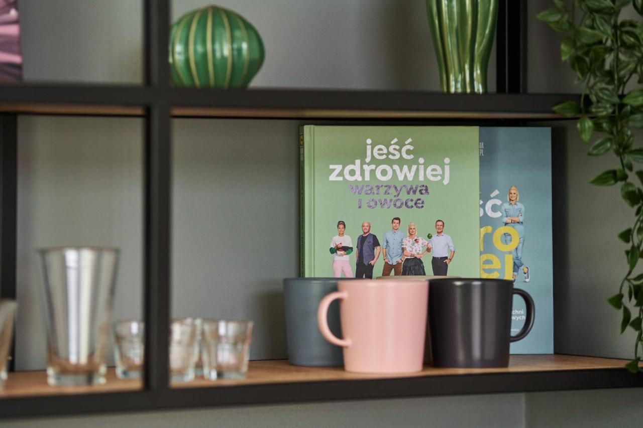 Mezzanine Studio Apartments Zarembowicza Wroclaw Airport By Renters מראה חיצוני תמונה