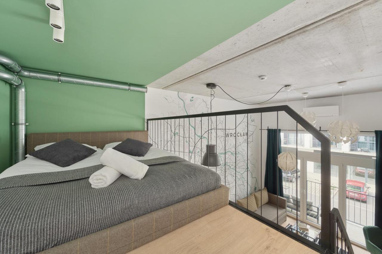Mezzanine Studio Apartments Zarembowicza Wroclaw Airport By Renters מראה חיצוני תמונה